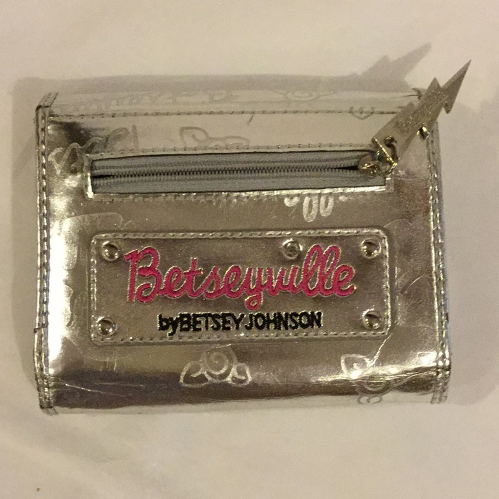 Betsy Johnson wallet